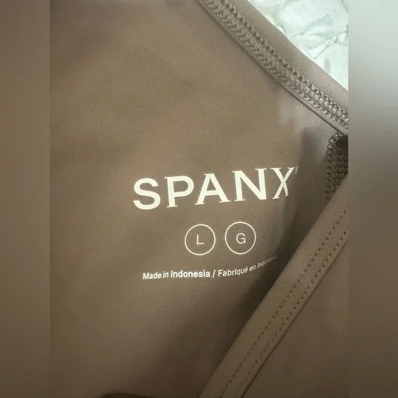 SPANX deep dive booty boost jumpsuit - Picture 5 of 7